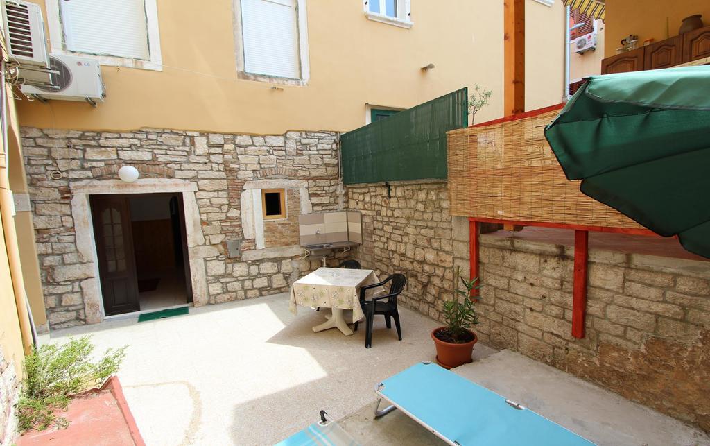 Studio Pupa Rovinj Luaran gambar