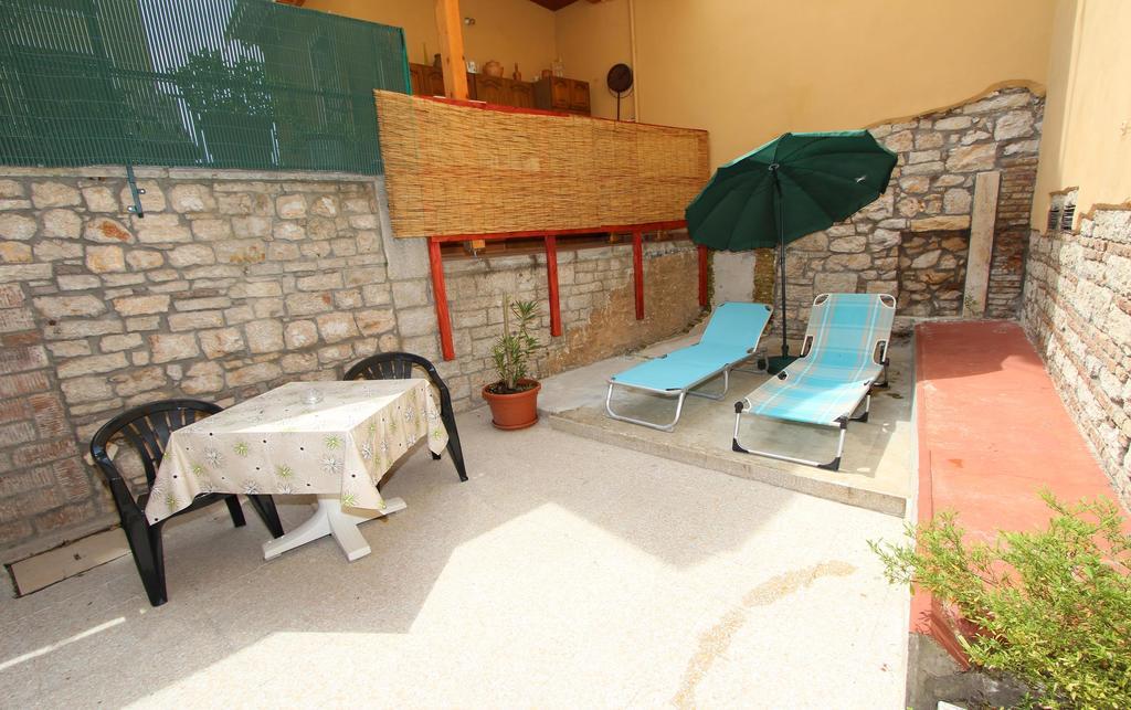 Studio Pupa Rovinj Luaran gambar