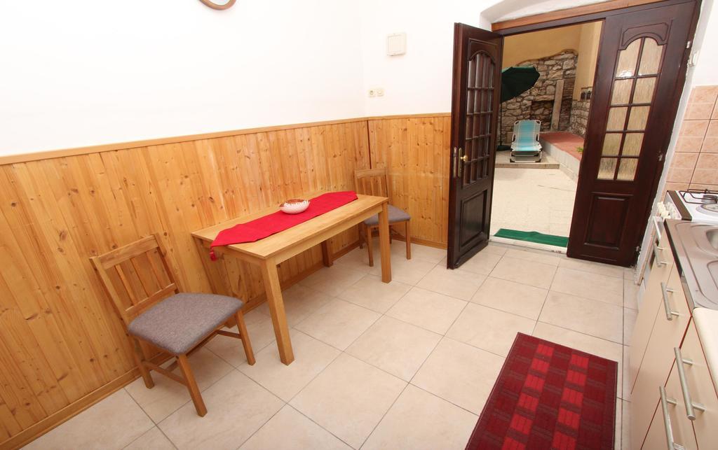 Studio Pupa Rovinj Luaran gambar