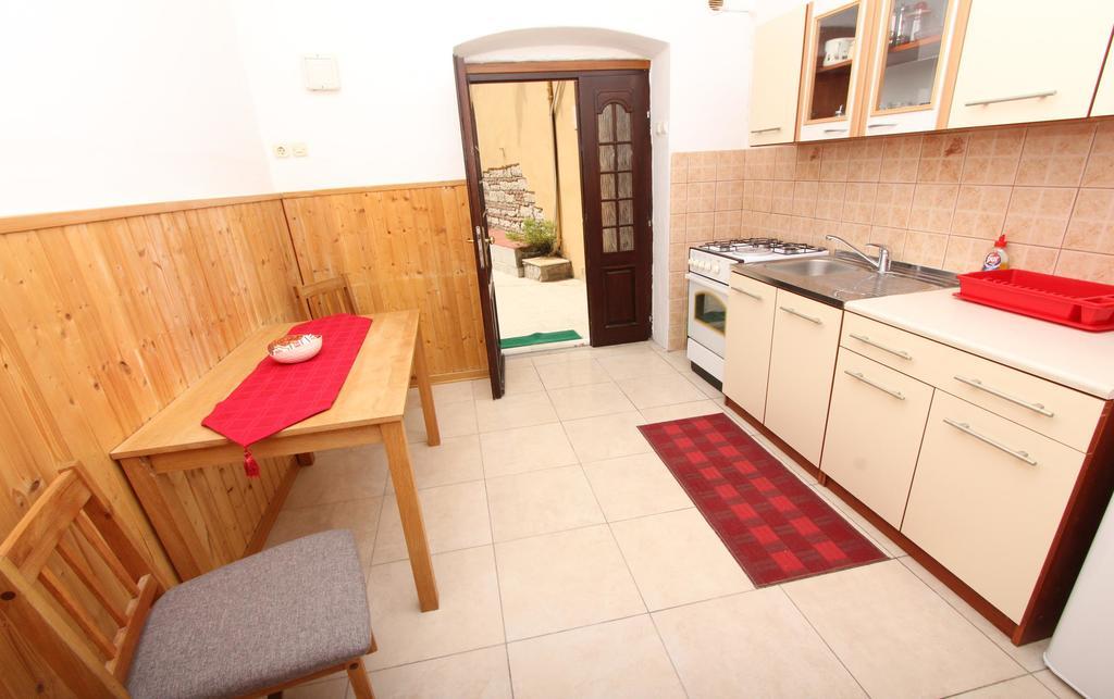 Studio Pupa Rovinj Luaran gambar