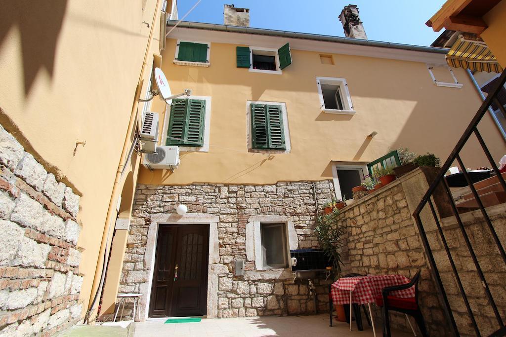 Studio Pupa Rovinj Luaran gambar